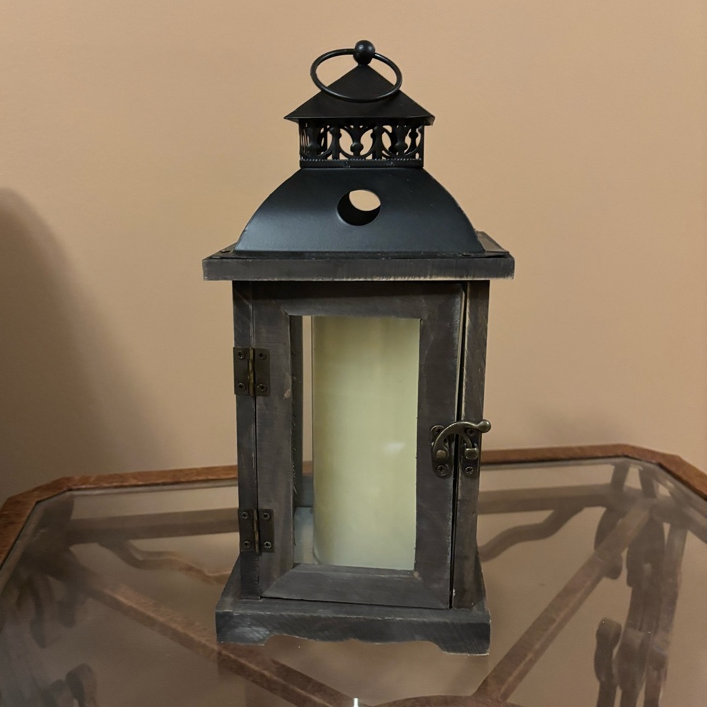 {SHEIN} Black and Cream Decorative Lantern